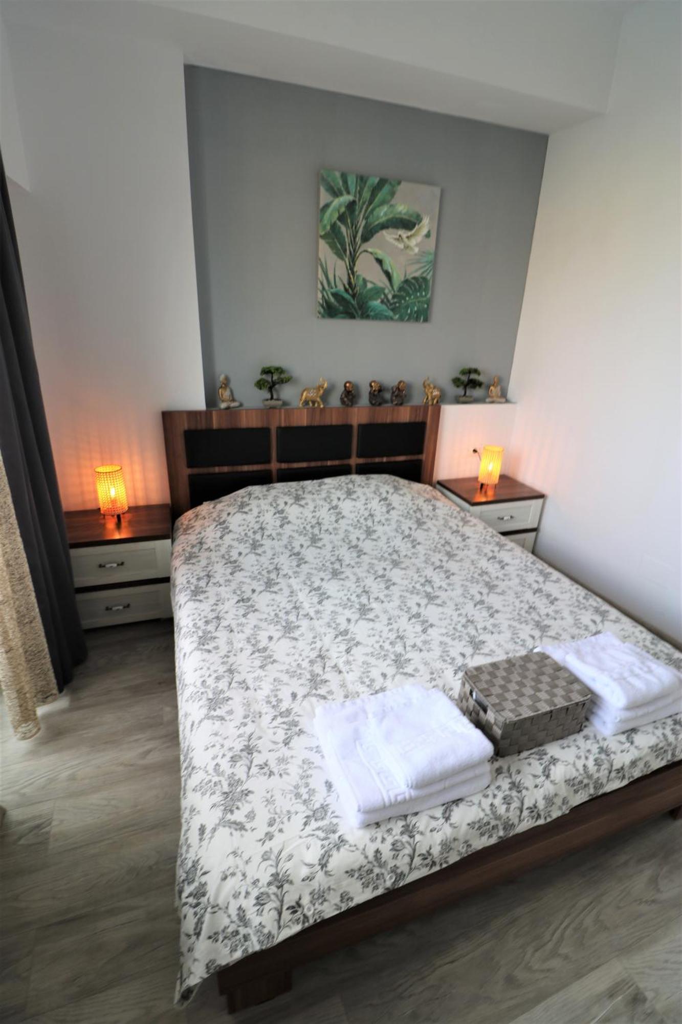 Cozy Deluxe Apartment - Old Town - Free Minibar Bukarest Exterior foto